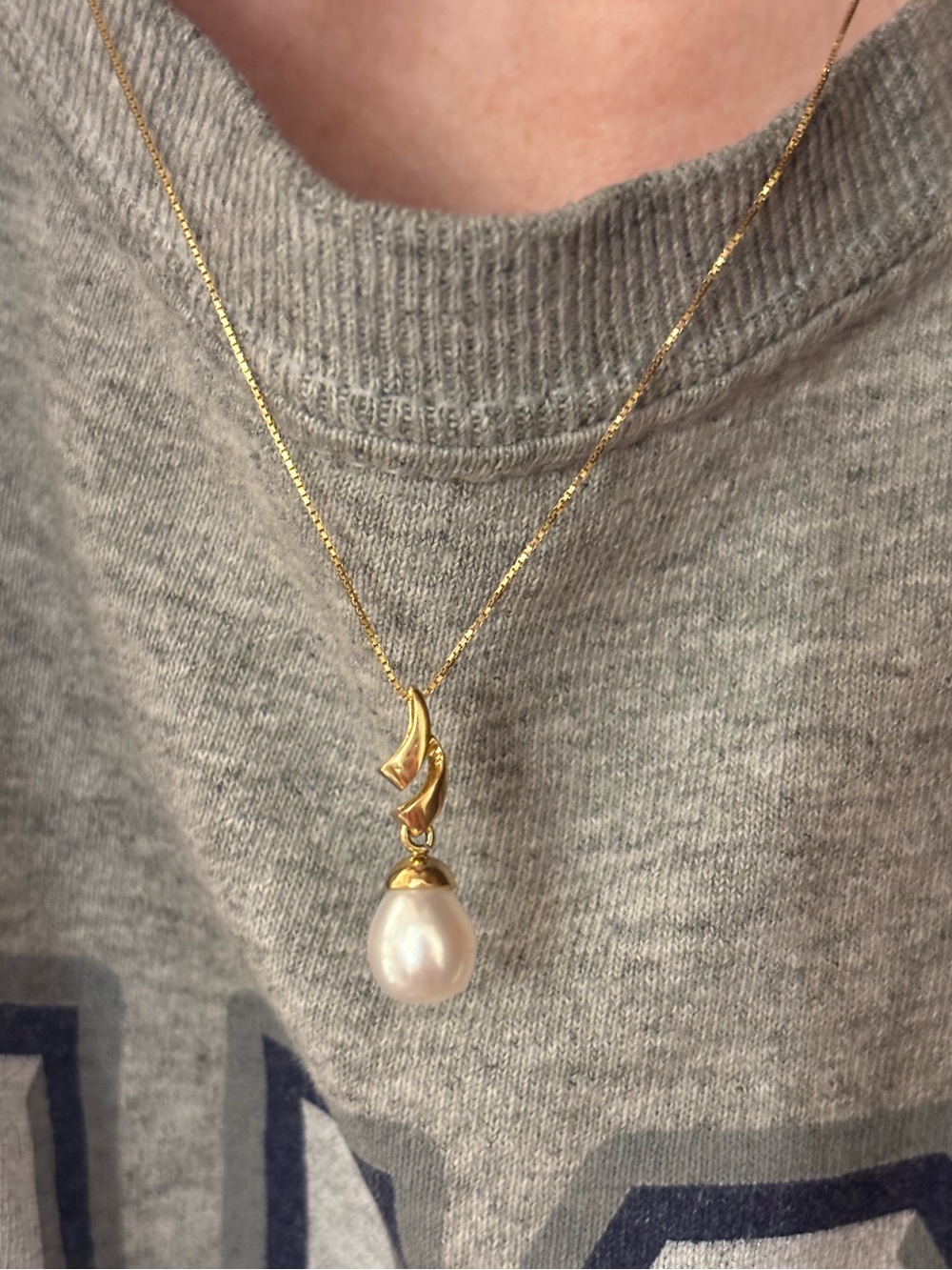 14k Gold Pearl Drop Pendant - Picture 4 of 4